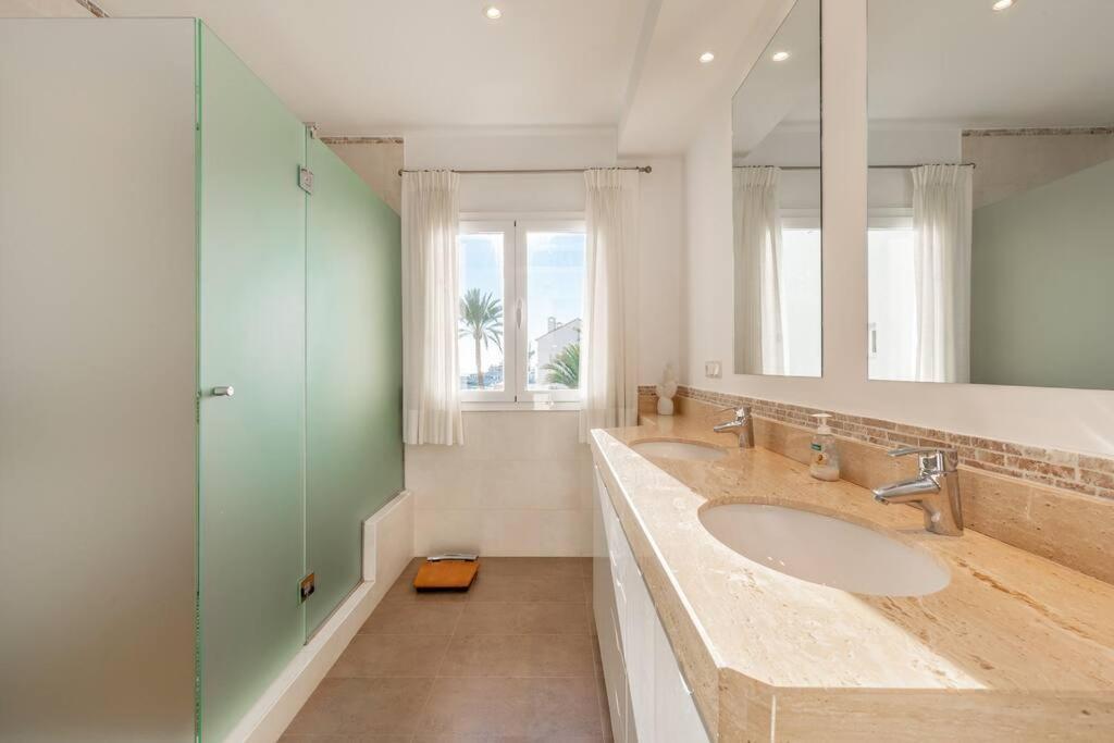Bright Elegant 3Bdr Apartment In Puerto Banus Марбелья Екстер'єр фото